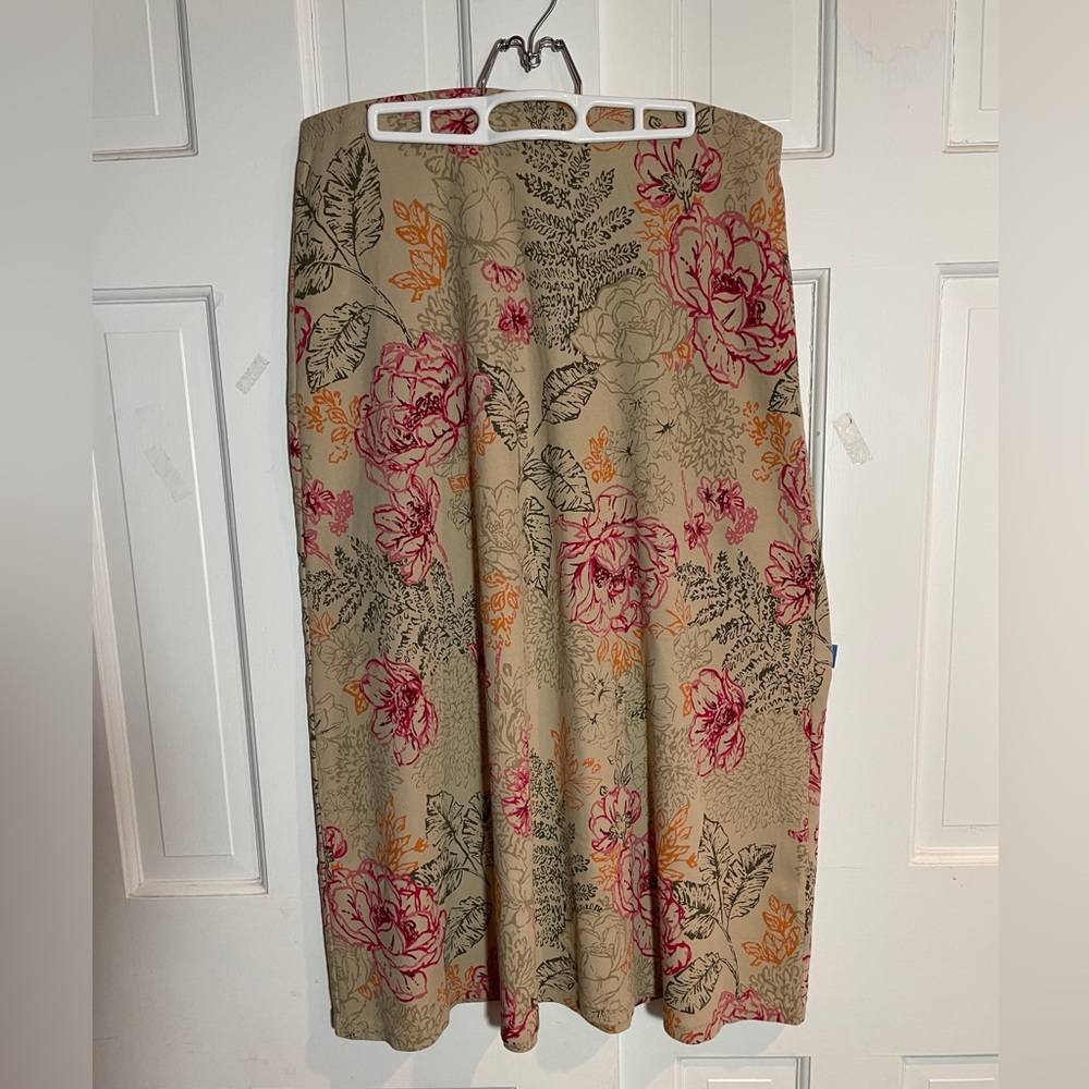 Liz Claiborne EUC mid-length cotton skirt XL